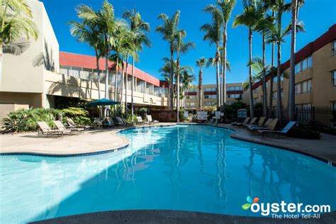 VENTURA BEACH MARRIOTT .